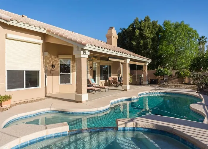 Spacious Golf Course House With Pool Heater, Goodyear