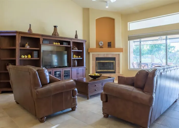 Dom wakacyjny Spacious Golf Course House With Pool Heater,
